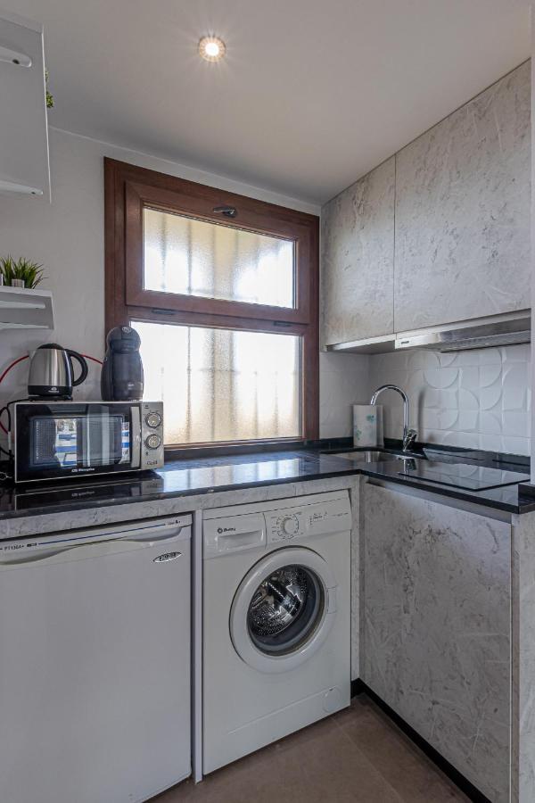 Apartamento Beachfront With Spectacular Views And Swimming Pool *